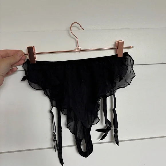 skims garter belt K-Y Intense Stimulating Gel Lubricant